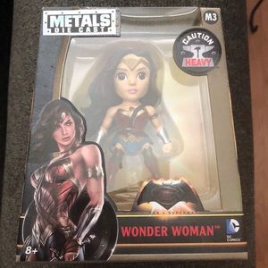 Metals Die Cast: Wonder Woman